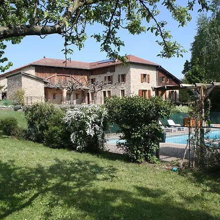 Bed & Breakfast Montena Des Collines 3*